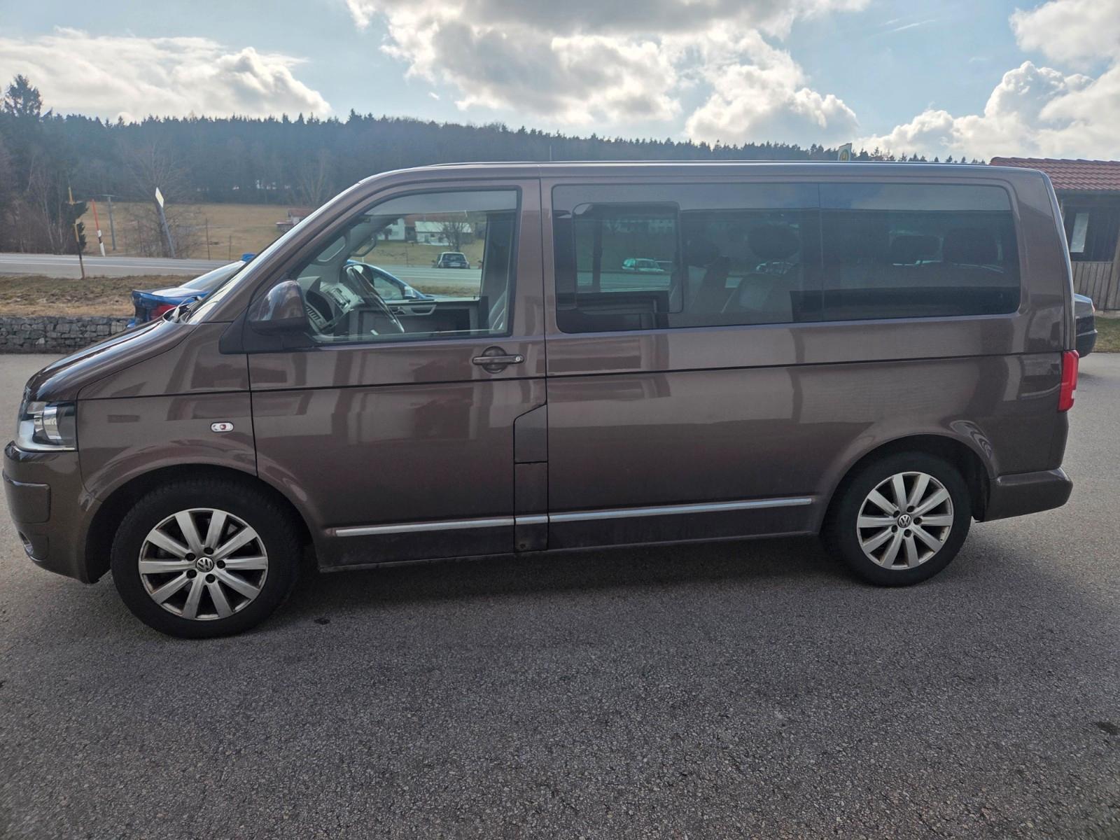 Volkswagen T5 Multivan 2.0  TDI Team 4-Motion