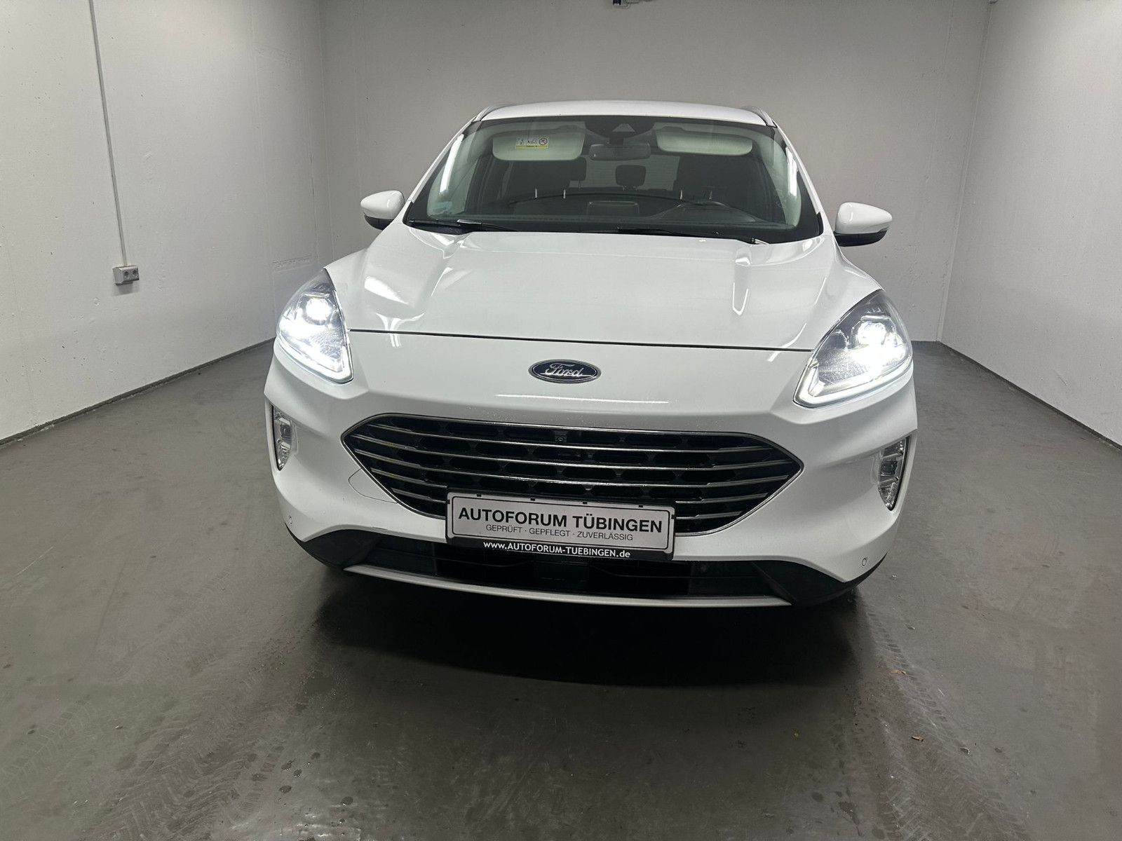 Fahrzeugabbildung Ford Kuga 1,5 EcoBlue Titanium X AUTOMATIC*AHK*KAMERA