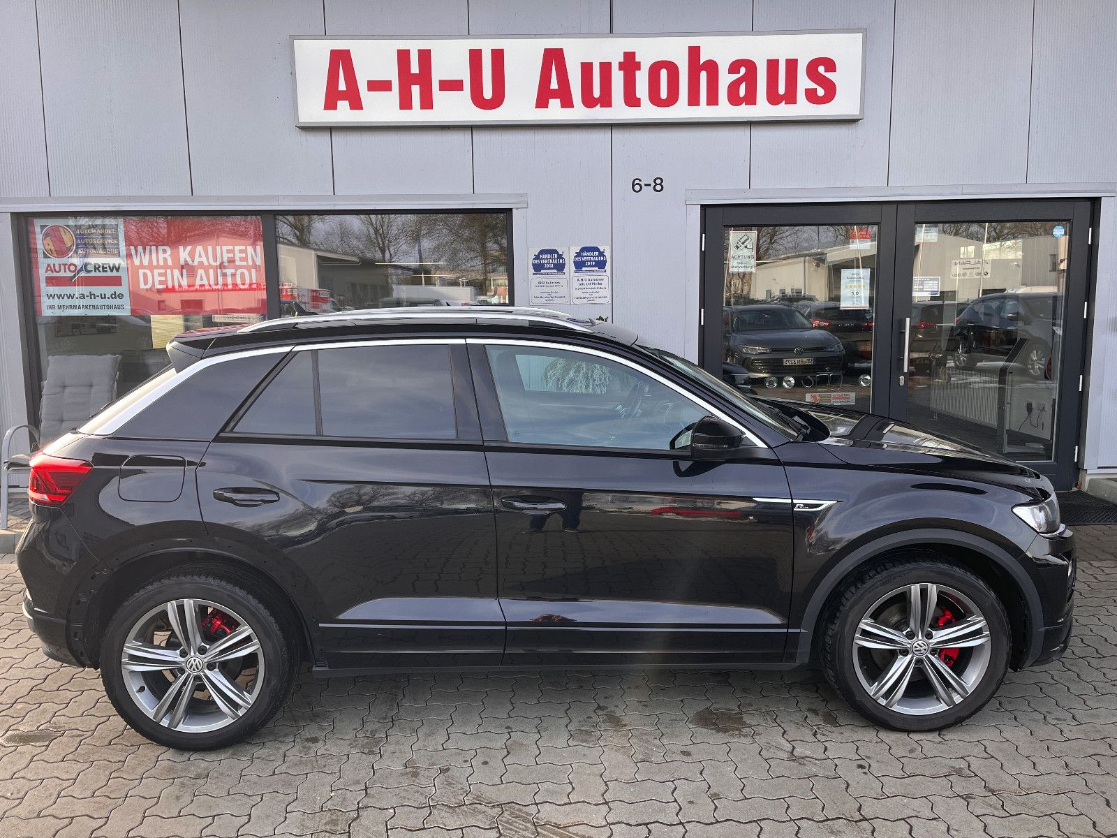 Fahrzeugabbildung Volkswagen T-Roc Sport 1.5 TSI DSG R-Line