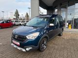 Dacia Dokker Stepway Celebration*AHK,PDCh,RFK,Navi,SHZ - Dacia Gebrauchtwagen mit Schiebetür