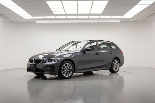 BMW 318D 48V TOURING BUSINESS ADVANTAG