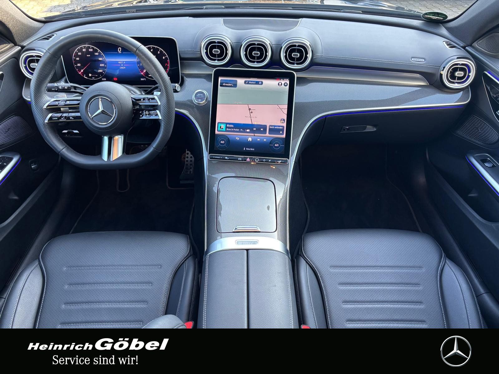 Fahrzeugabbildung Mercedes-Benz C 300 T AMG-ADV+ PANO MEM-SIT WP LED KAM AMB-BEL