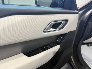 Land-Rover Range Rover Velar - 11