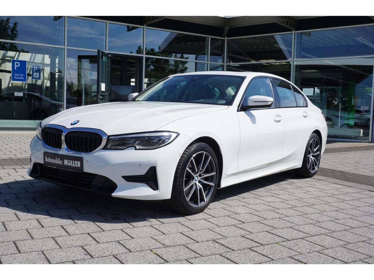 BMW 320 d Sport Line Lim Aut. GLASDACH+KLIMA+SHZG+KO