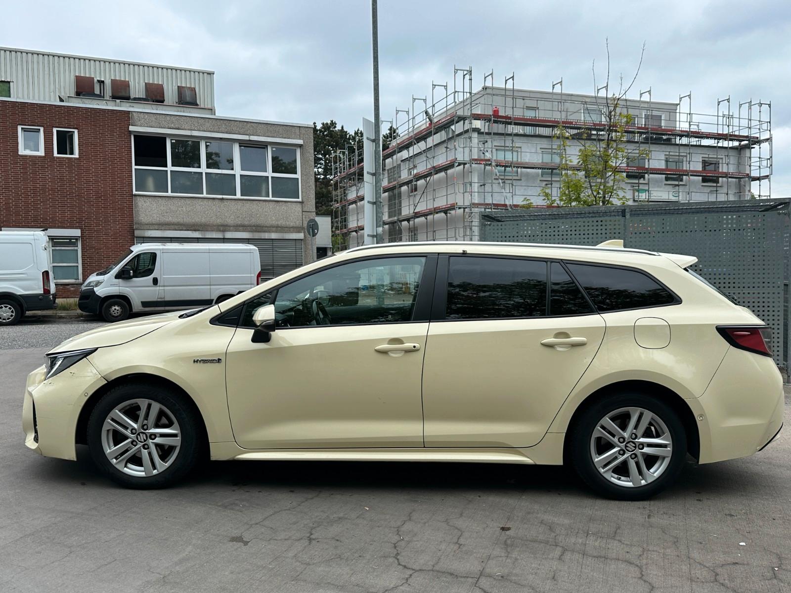 Suzuki Swace TouringSports Hybrid-Kamera-ACC-Folie-TAXI
