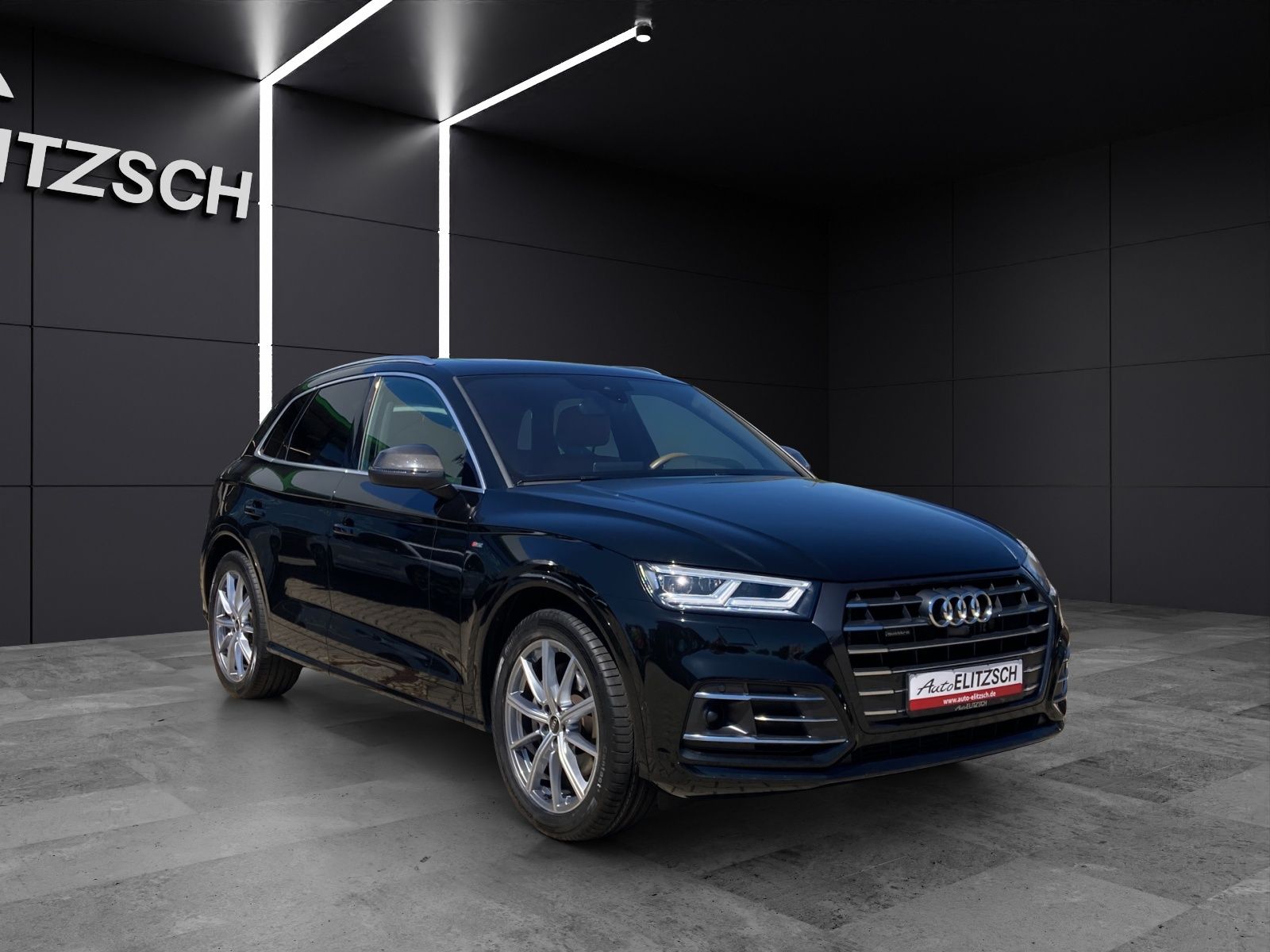 Fahrzeugabbildung Audi Q5 55 TFSI e quattro sport MATRIX HEAD UP PANO R