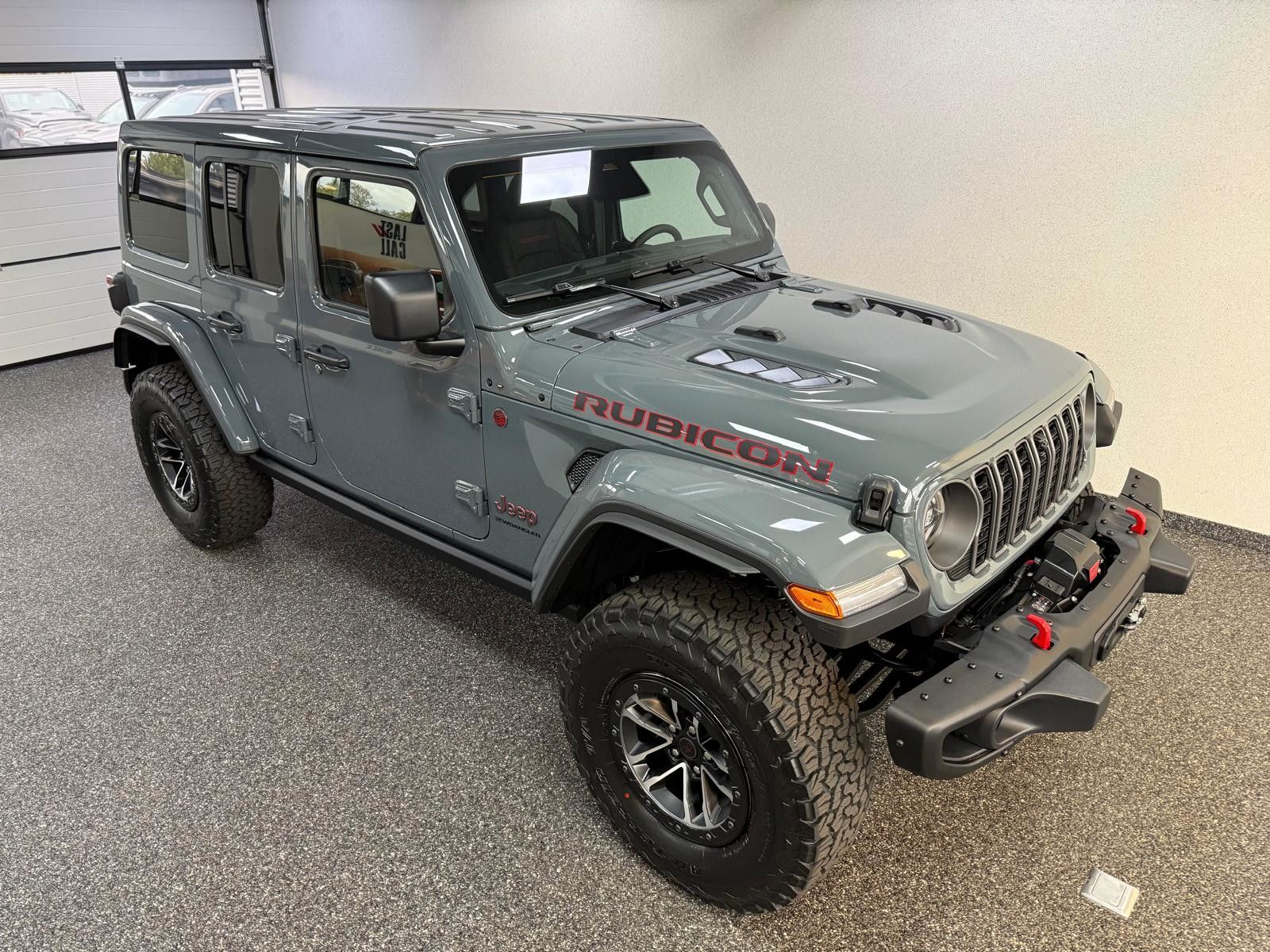 Fahrzeugabbildung Jeep RUBICON X 3.6L-V6-CAM-35"-AHK-HT