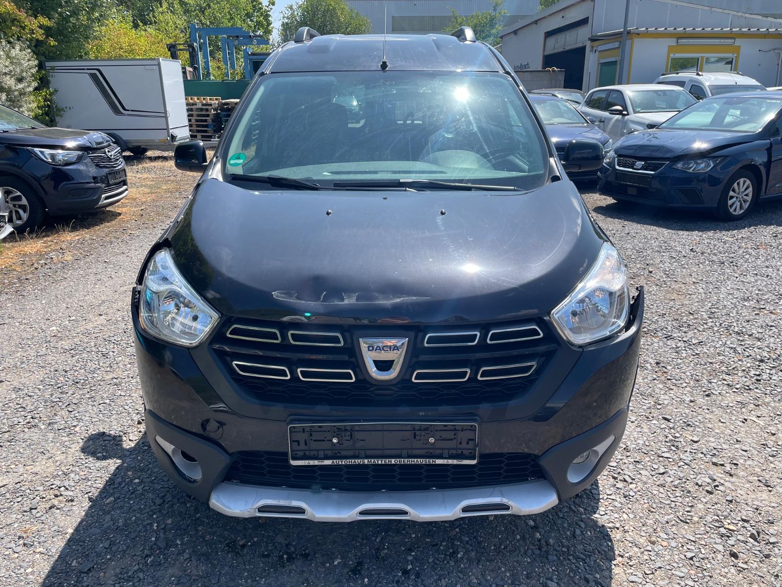 Dacia Dokker Stepway Celebration 1.Hand Navi Kamera