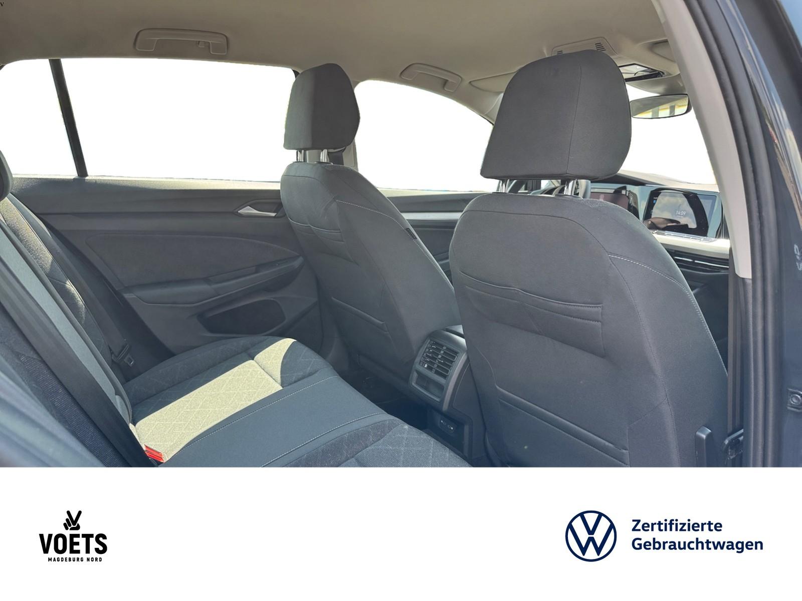 Volkswagen Golf VIII Lim.  1.0  TSI Life LED+NAVI+PDC