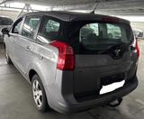 Peugeot 5008 1.2 / PureTech 130 Active /AHK/PDC/PANO/UVM - Peugeot 5008 Active mit Benzin-Antrieb