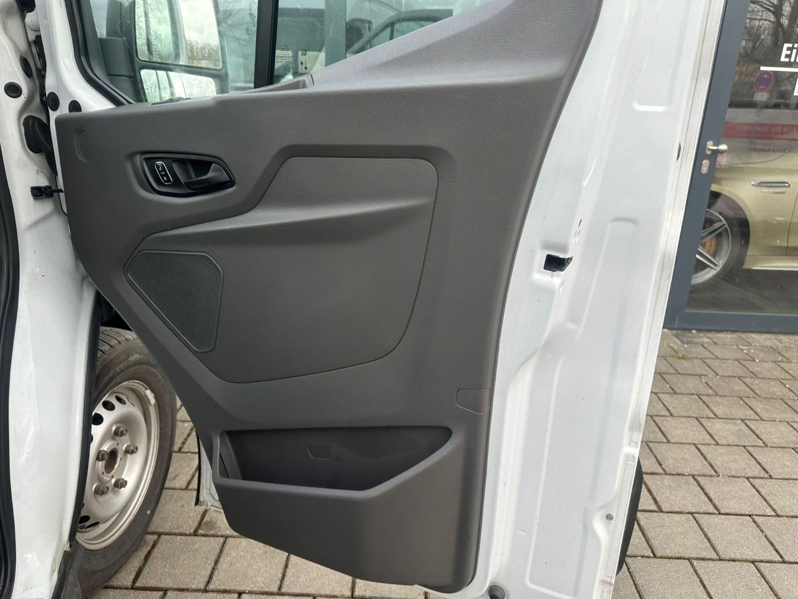 Fahrzeugabbildung Ford E-Transit 350 L3H3 *NAVI*KLIMA*TOUCH*LED*SH