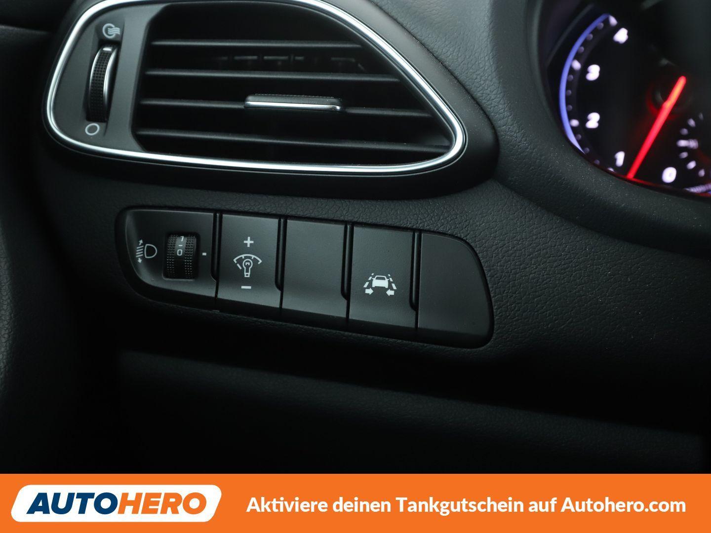 Hyundai i30 2.0 TGDI N Performance*NAVI*LED*TEMPO*PDC*
