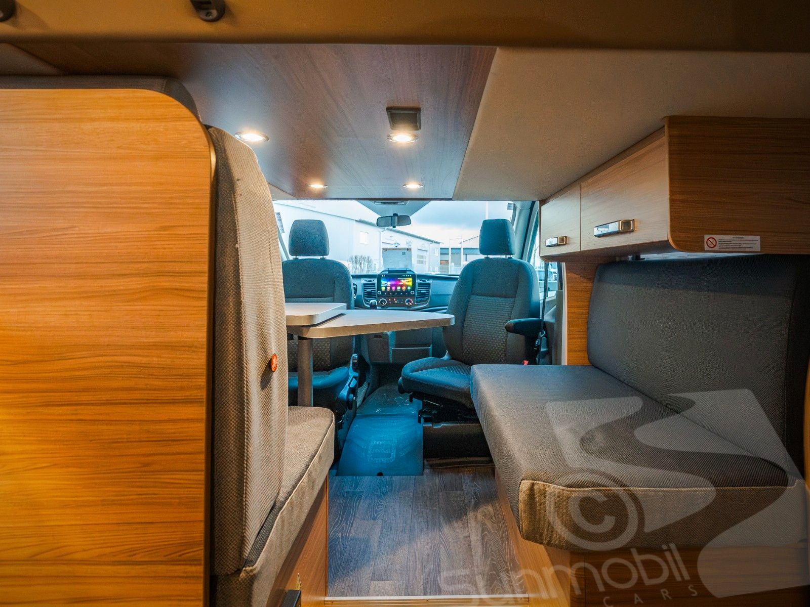 Fahrzeugabbildung Weinsberg CaraSuite FORD 650 MF #SAT #KLIMA #MEDIA #VOLL