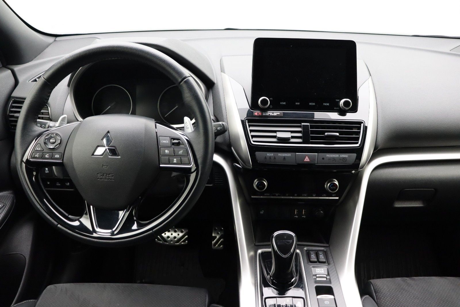 Fahrzeugabbildung Mitsubishi Eclipse Cross Plus Select Black Hybrid 4WD