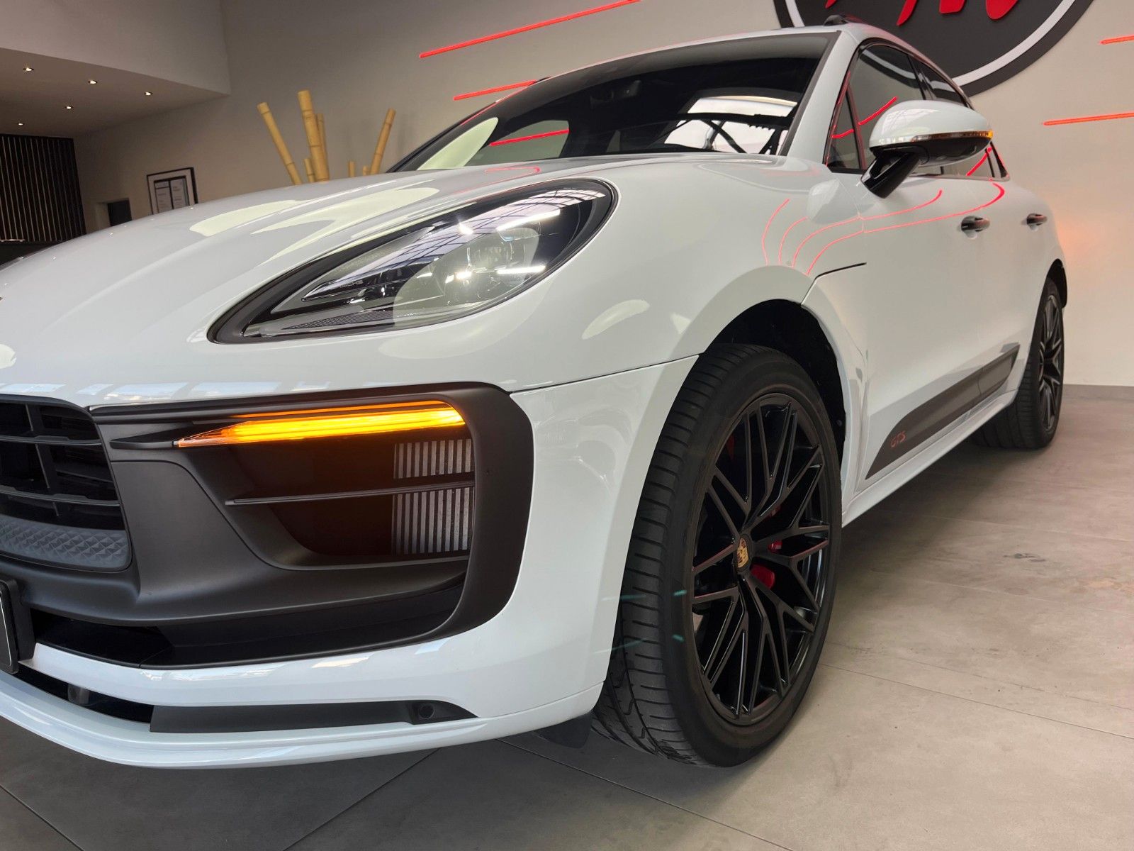 Fahrzeugabbildung Porsche Macan GTS*Chrono*Pano*360°*Luft*AHK*LED*Leder*