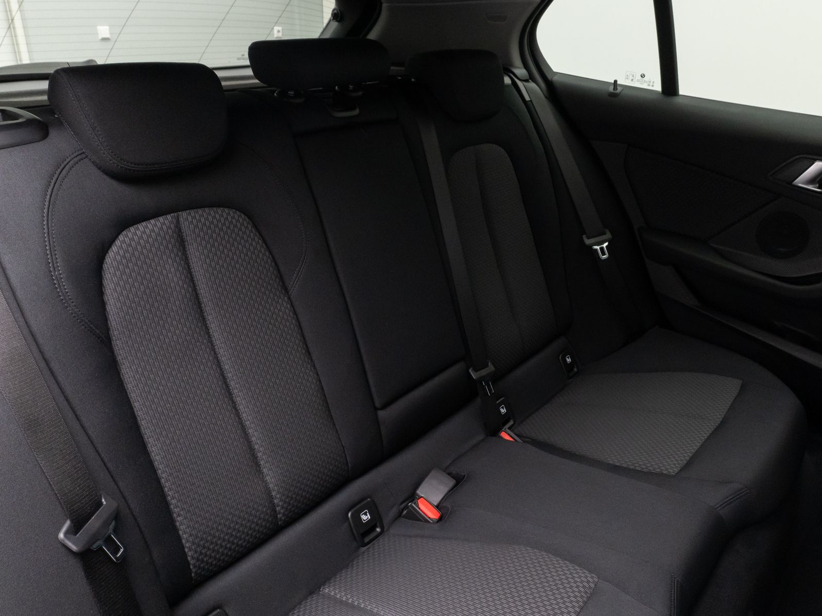 Fahrzeugabbildung BMW 118i Kamera DAB Lordos CockPitPro Lenkrhzg LED