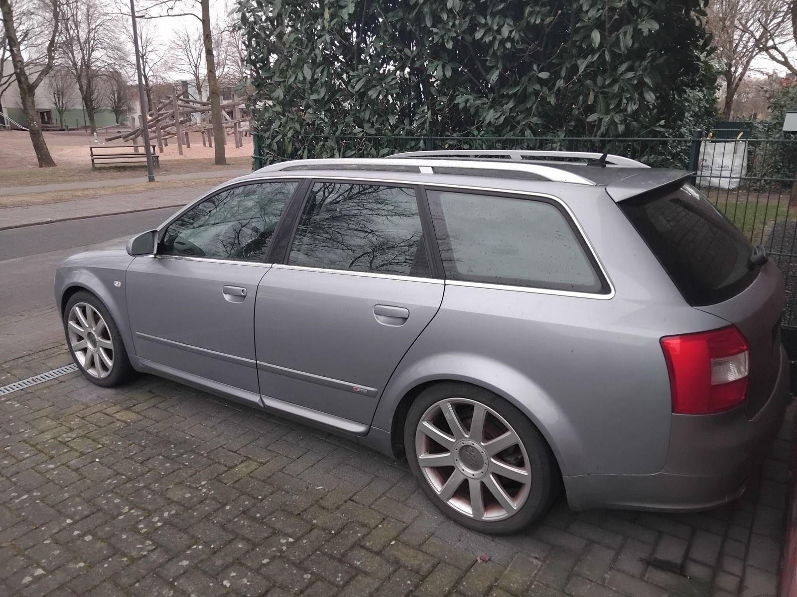 Audi A4 2004 — photo 7