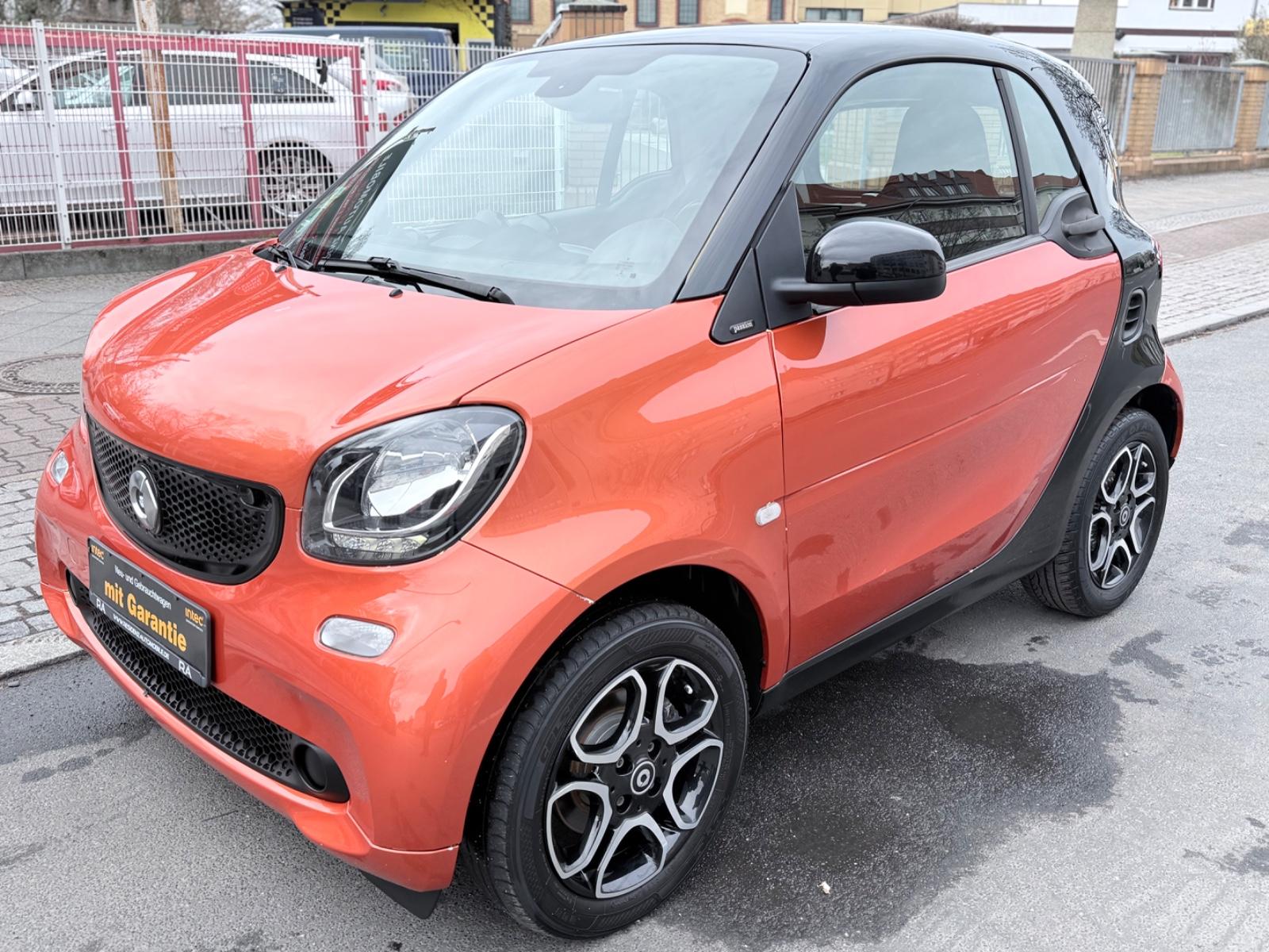 Smart FORTWO COUPE 1.0 52kW +NAVI+AUTOMATIK+KLIMA+