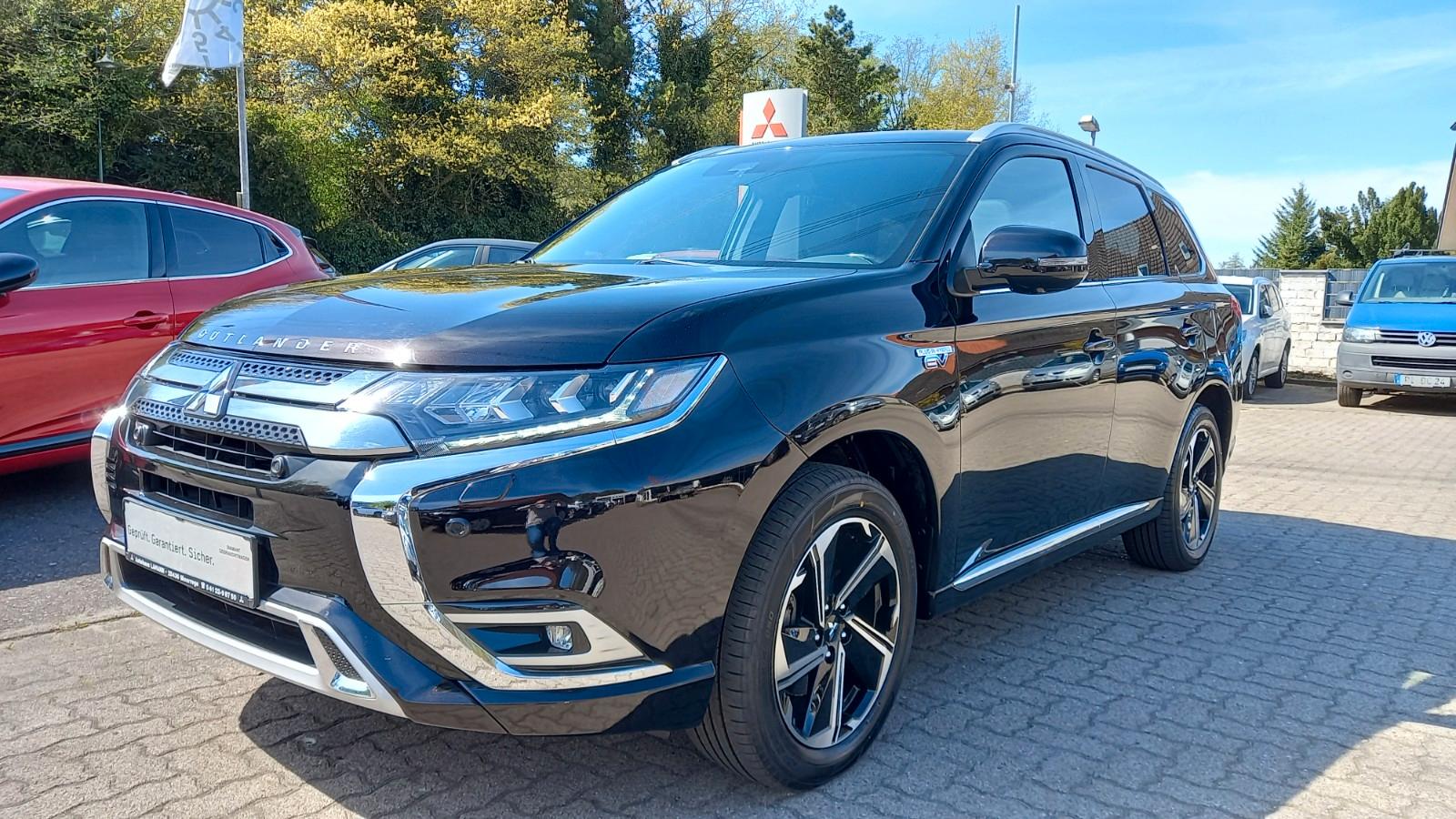 Mitsubishi Plug-in Hybrid Outlander Top/AHK/Navi/LED/Kamera