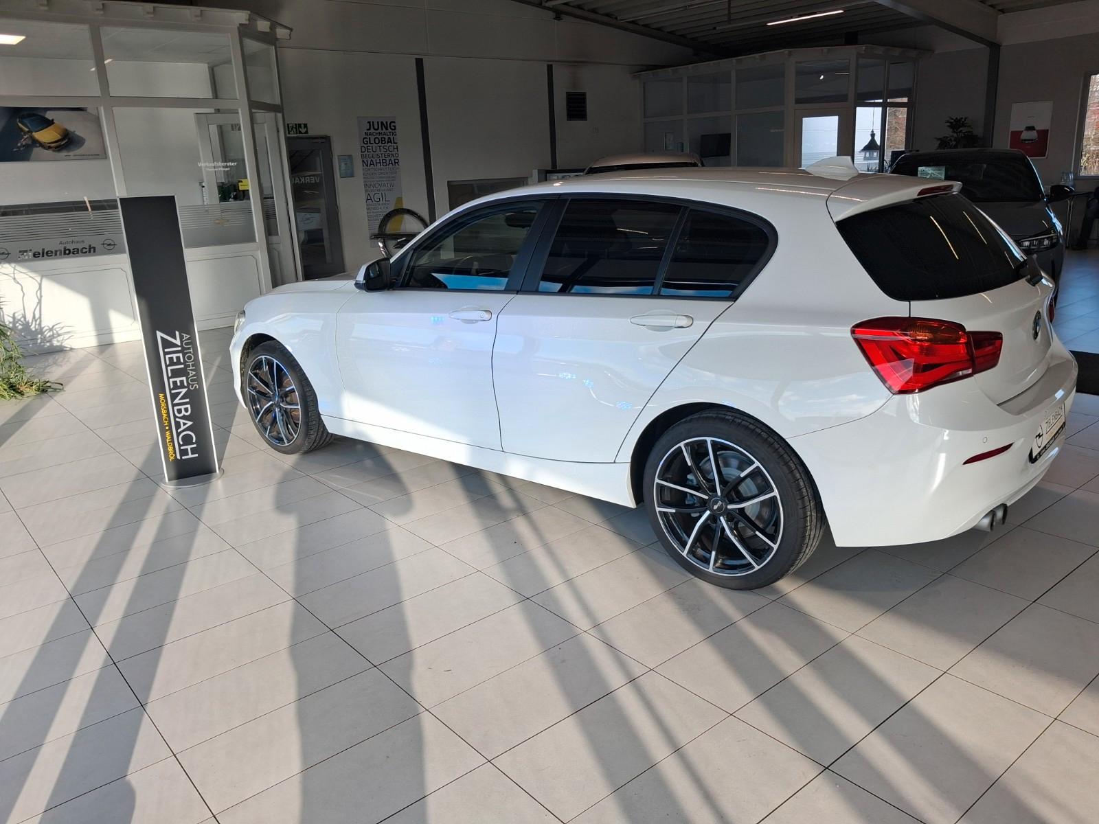 BMW 120 i Advantage Lim.*Scheckheft*Klima*