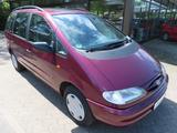 Ford Galaxy 2.0i GLX - Ford Galaxy: Rot