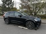 Volvo XC60 B4 D AWD R Design Geartronic R Design - Volvo XC60 in Bonn