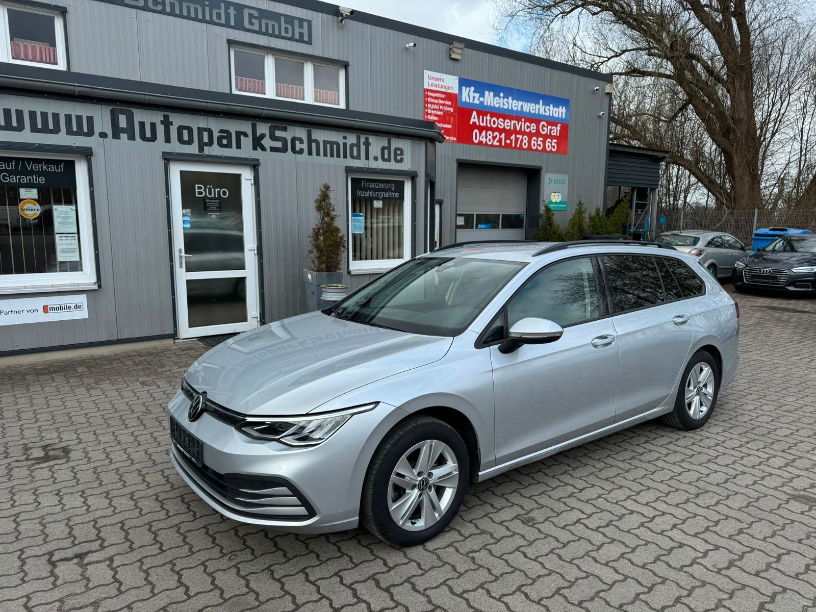 Volkswagen Golf VIII Variant DSG°AHK°LED°ACC°SITZ+LENKHEIZ!