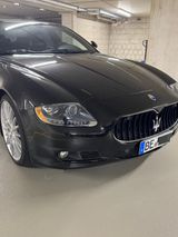 Maserati Quattroporte 4.7 V8 Sport GTS  - Maserati Quattroporte: Privatanbieter
