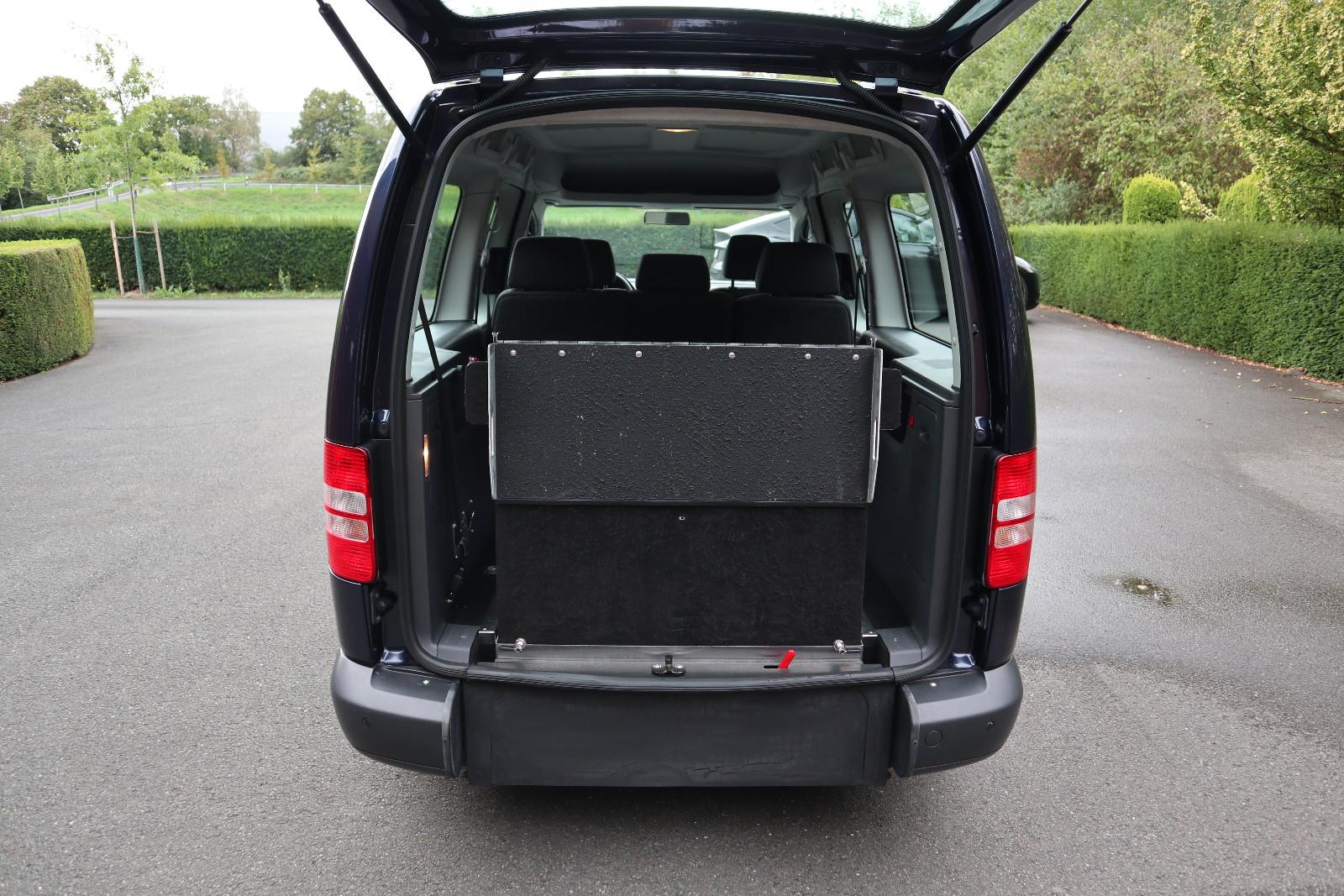 Volkswagen Caddy Maxi 1,6 TDI DSG*rollstuhlgerecht*Wenderam