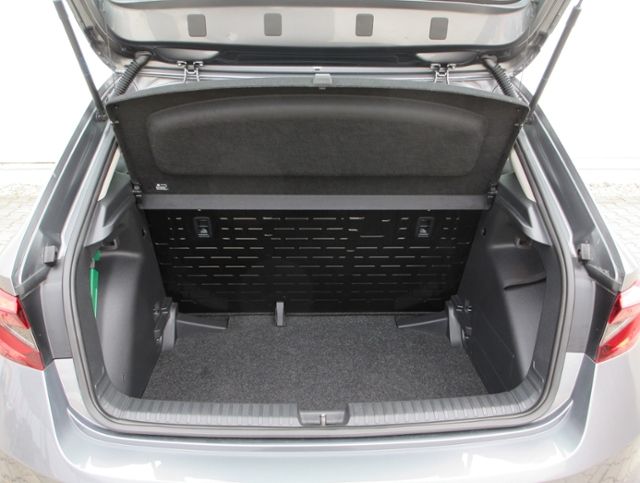 Fabia 1.0 TSI 95 PS Active LED/PDC/SHZ/DAB/TEL.-