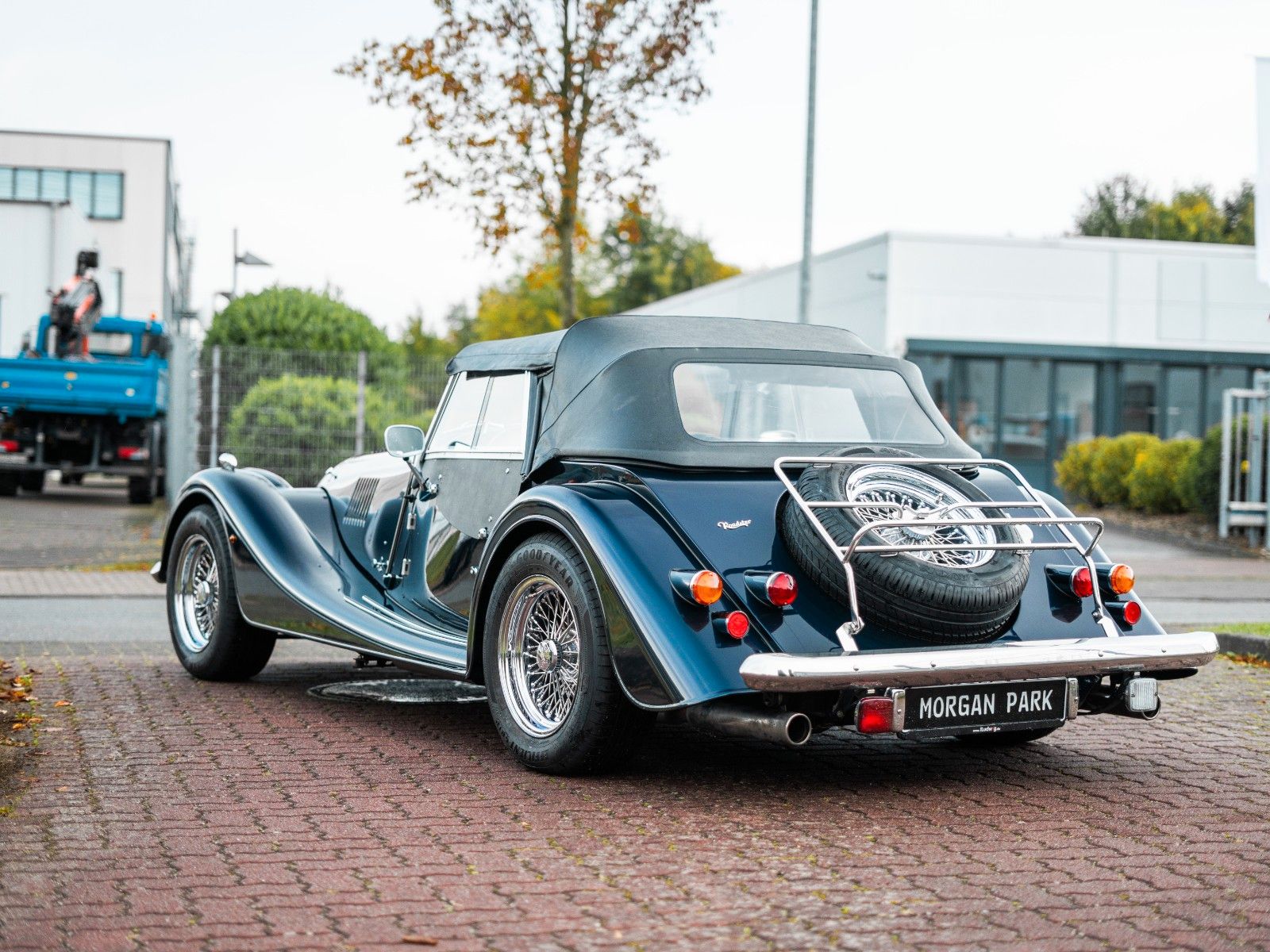 Fahrzeugabbildung Morgan Roadster 3,7 L V6 *1 Hand* + Sonderlack +