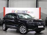 Volkswagen Tiguan 1.4 TSI DSG 4M OFFROAD HIGHLINE PANORAMA - mit Benzin-Antrieb: Alcantara, Scheckheftgepflegt, Geländewagen