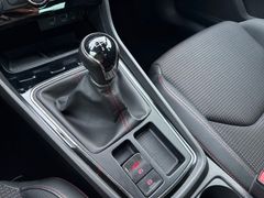 Fahrzeugabbildung Seat Leon FR 1,5 TSI Navi Sitzh LED Full-Link 2.Hand