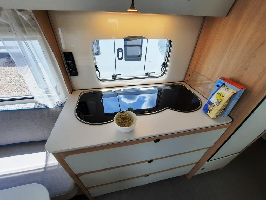 Fahrzeugabbildung Dethleffs Aero 470 FR Verfüg./Sparen Sie 4.862,- €
