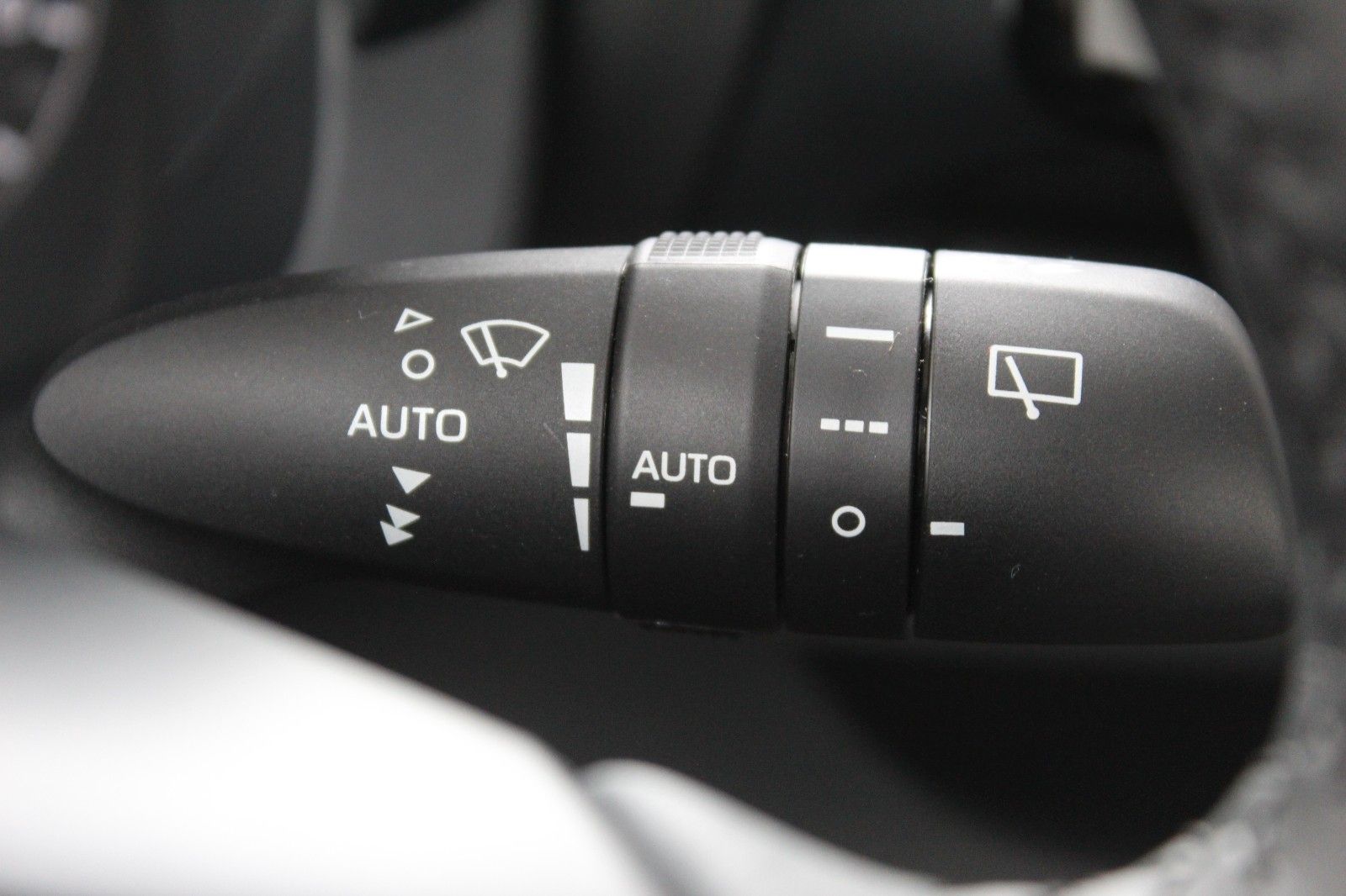 Fahrzeugabbildung Toyota Yaris 1.0 VVT-i Comfort inkl. Winterräder