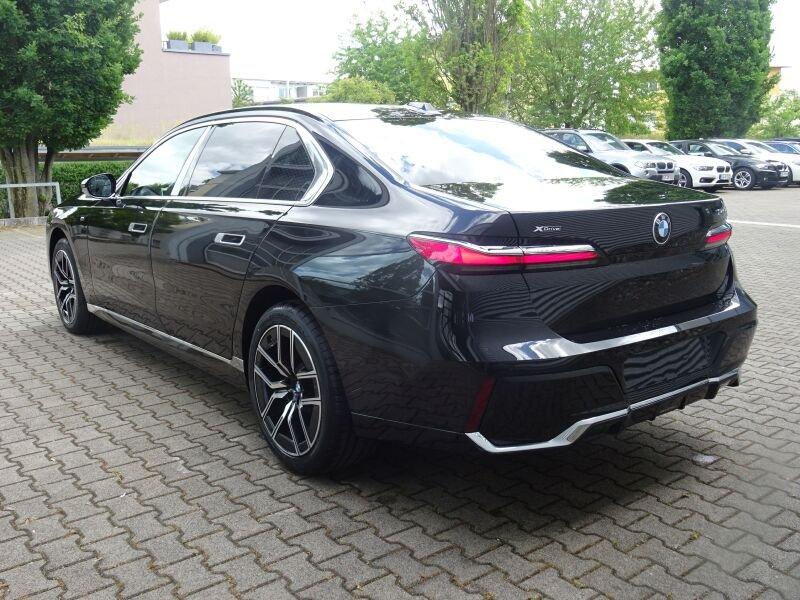 BMW 740d xDrive Limousine M Sport TAGESZULASSUNG
