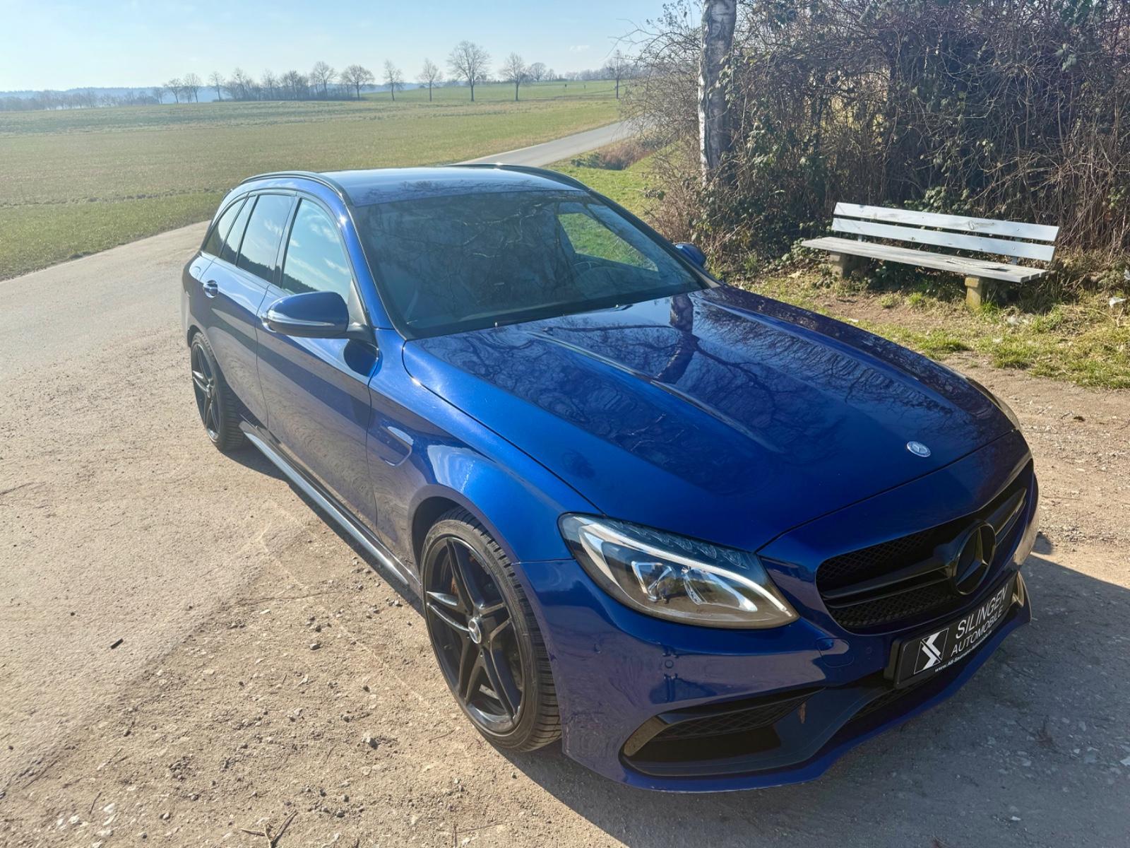 Mercedes-Benz C 63S AMG+KERAMIK+KAMARA+DE+SCHECKHEFT++++