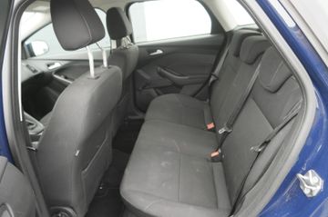 Ford Focus - 10