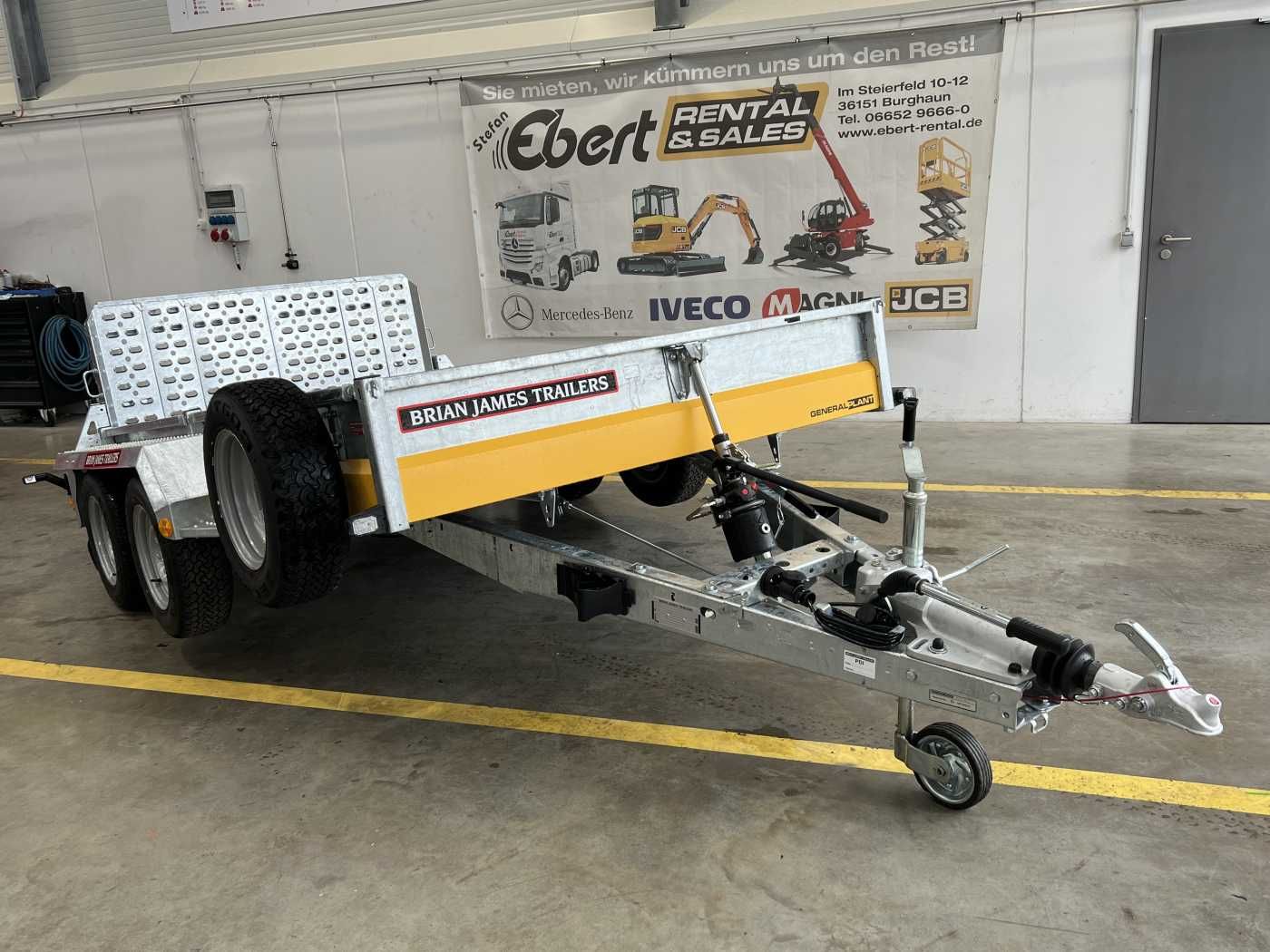Fahrzeugabbildung Brian James General Plant / kippbar / Länge: 3.1m / 3.500kg