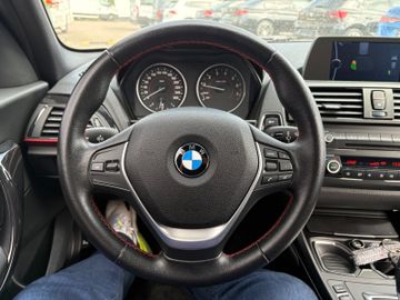 Fahrzeugabbildung BMW 116i Lim Aut. Navi Sport Line GSD PDC MFL Xenon