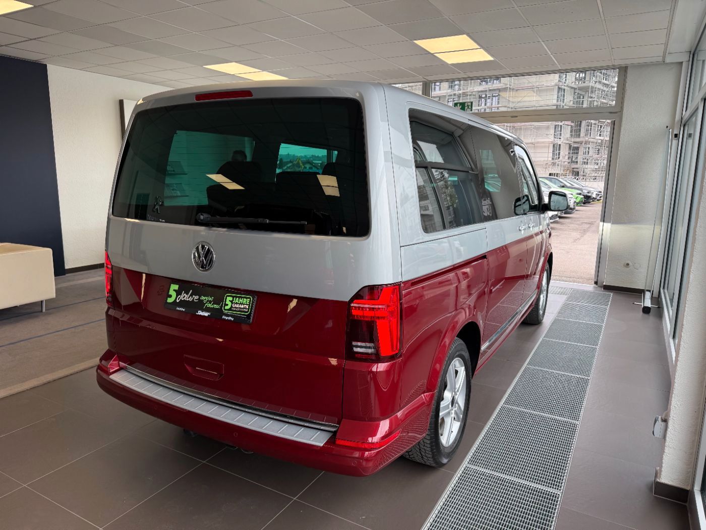 Volkswagen T6.1 Multivan 2.0 TDI FWD Generation Six DAB Car foto 7
