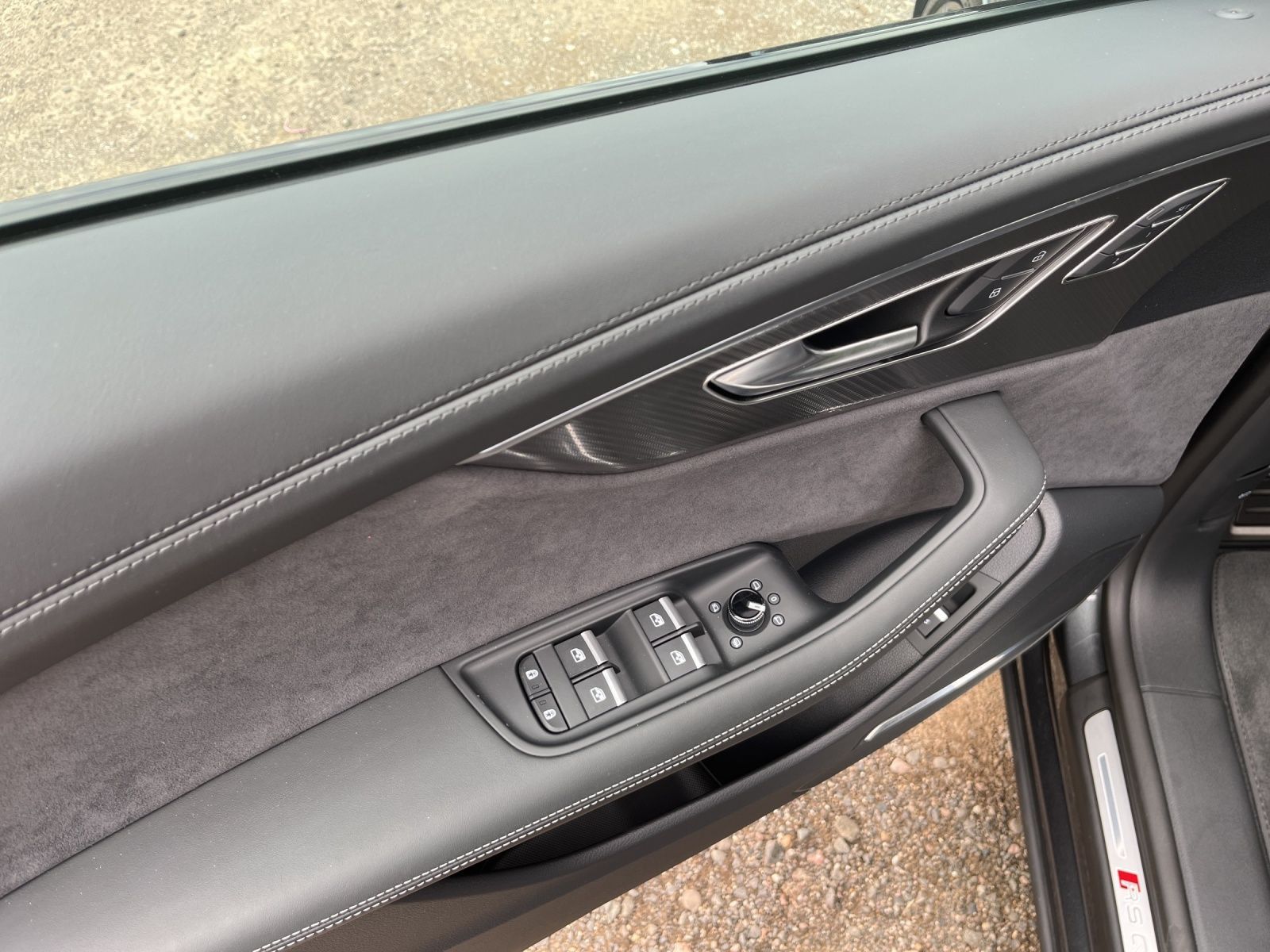 Audi RSQ8 - Bild 14