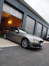 BMW 320 3 Touring 320 d Advantage
