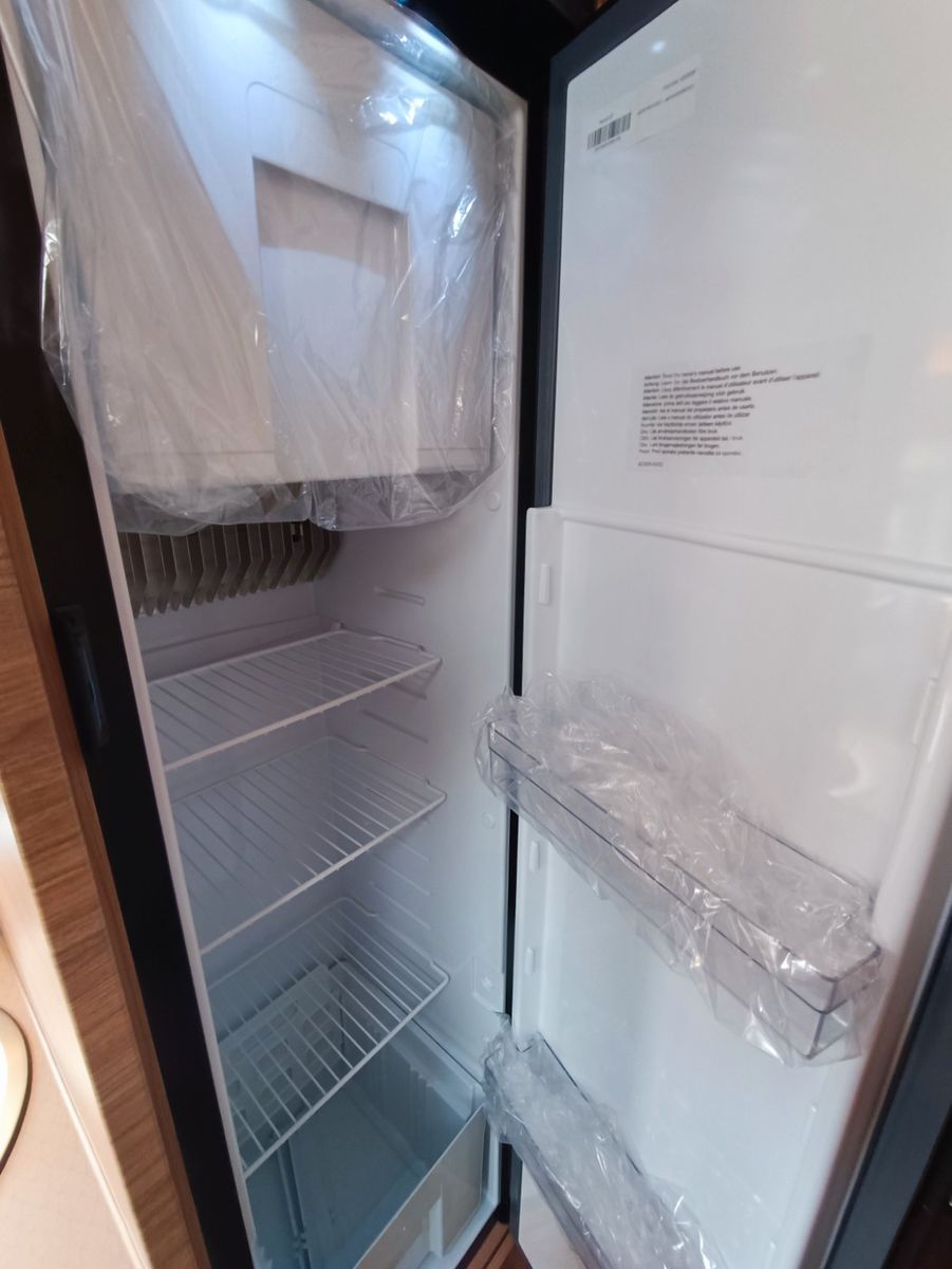 Fahrzeugabbildung Weinsberg CaraCompact 600 MEG EDITION FIRE *RFK*Markise