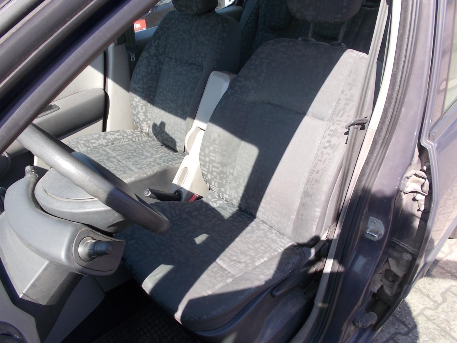 Renault Modus 2006 — photo 20