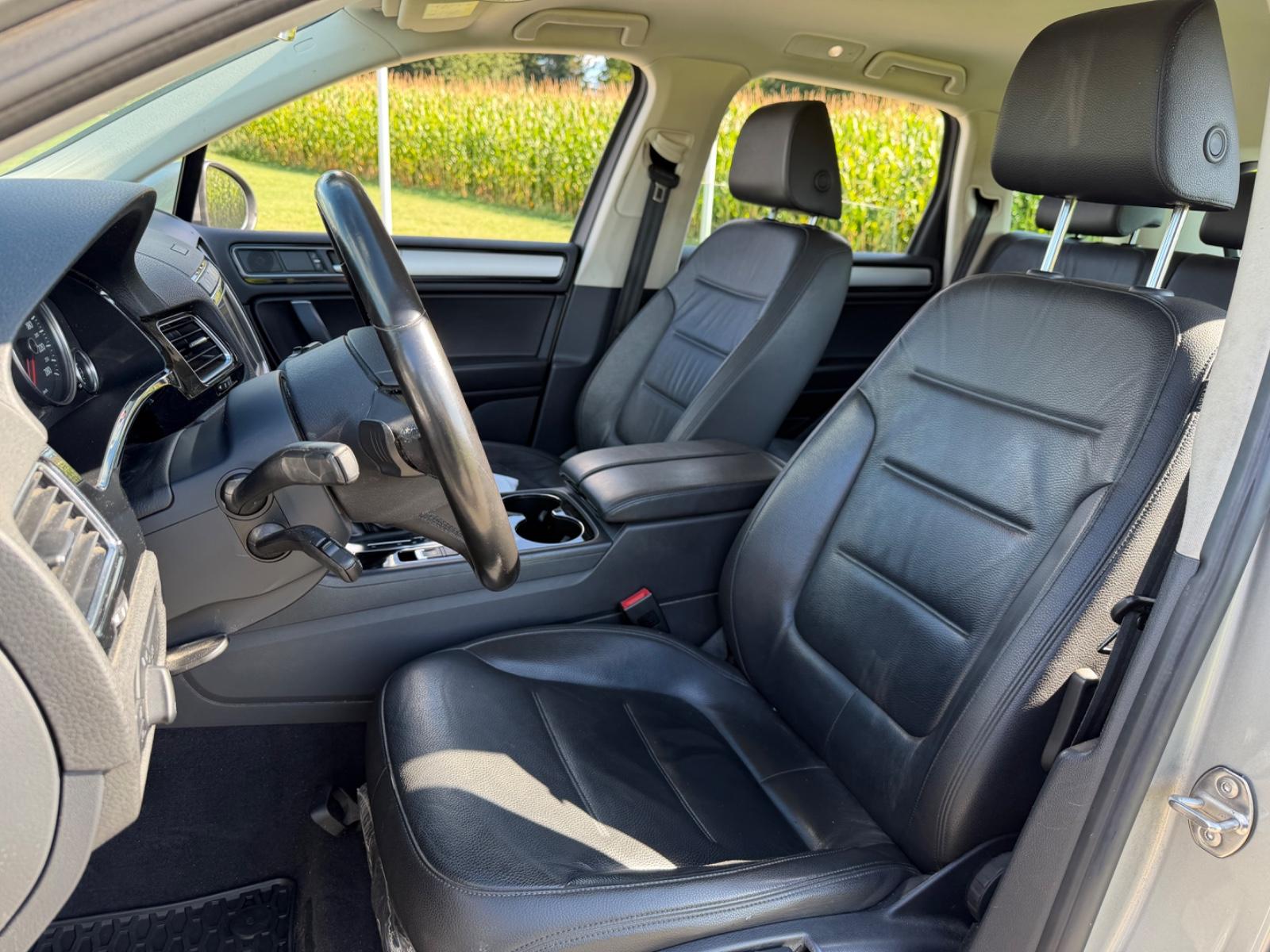 Volkswagen Touareg 3.0 V6 TDI 262ch - Carnet entretien - Attelage - ACC - Bi-xénon