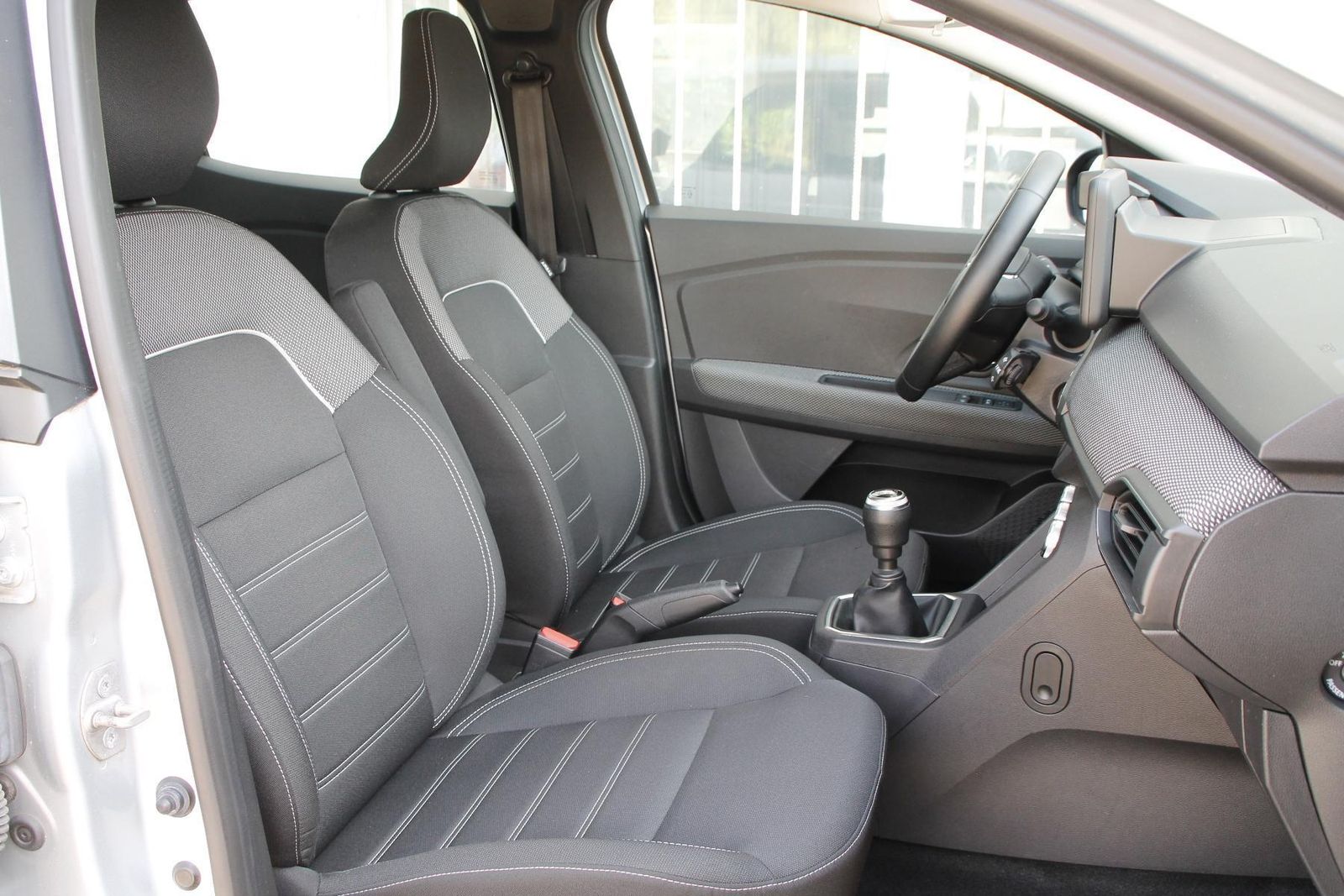 Fahrzeugabbildung Dacia Sandero III Comfort TCe 100 ECO-G