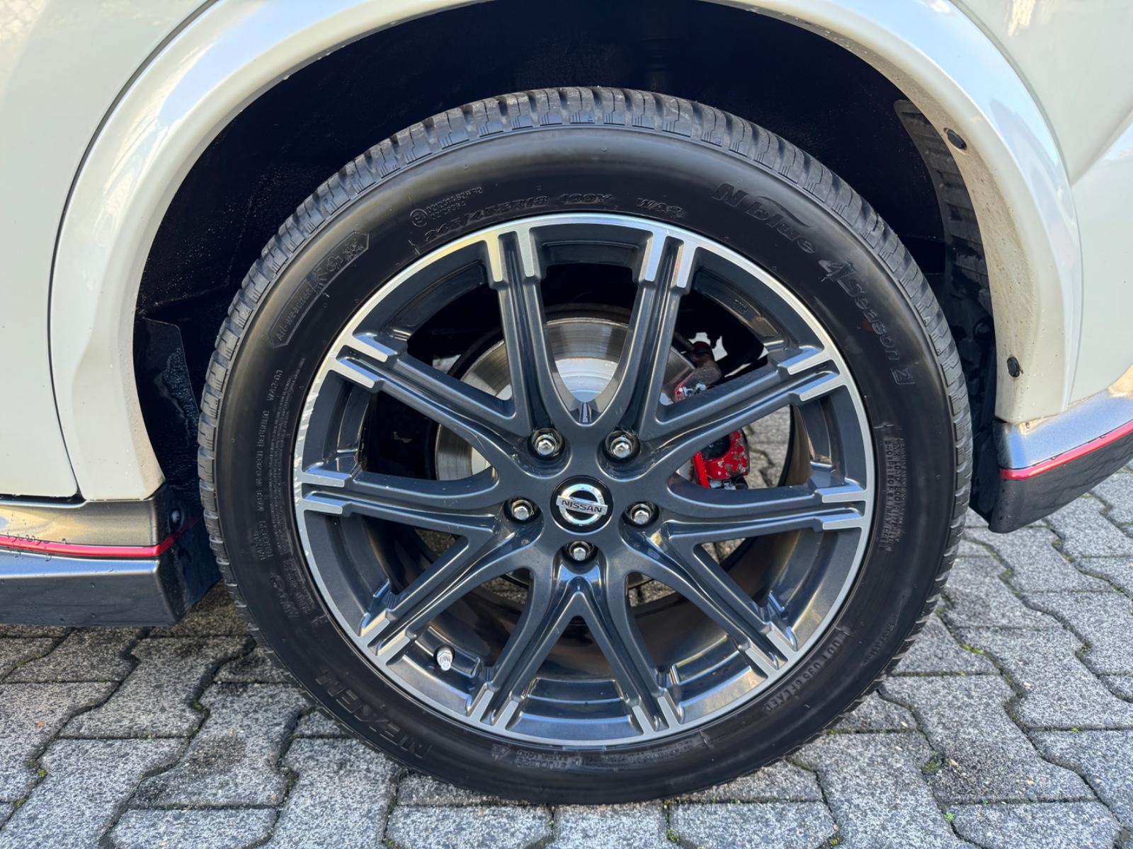 NISSAN JUKE NISMO RS 4X4 AUT.~NAVI~CAMERA~RECARO~18" | 213 ch | BVA | PACK SPORT | VOLANT EN CUIR