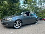 Volkswagen VW Golf 6, 1.6 TDI. Motor und Getriebe seh... - Volkswagen mit Benzin-Antrieb: TDI