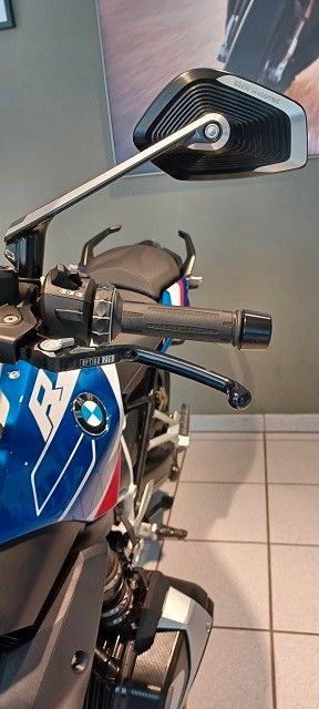 Fahrzeugabbildung BMW R1250R Style Sport mit Frästeile-Paket